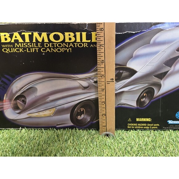 1994 Legends Batmobile Legends of Batman w/Missile Detonator Kenner Open Box TRU - Picture 16 of 16